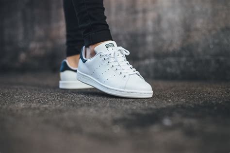 hoe valt adidas stan smith uit|Where the myth of adidas Stan Smiths comes from .